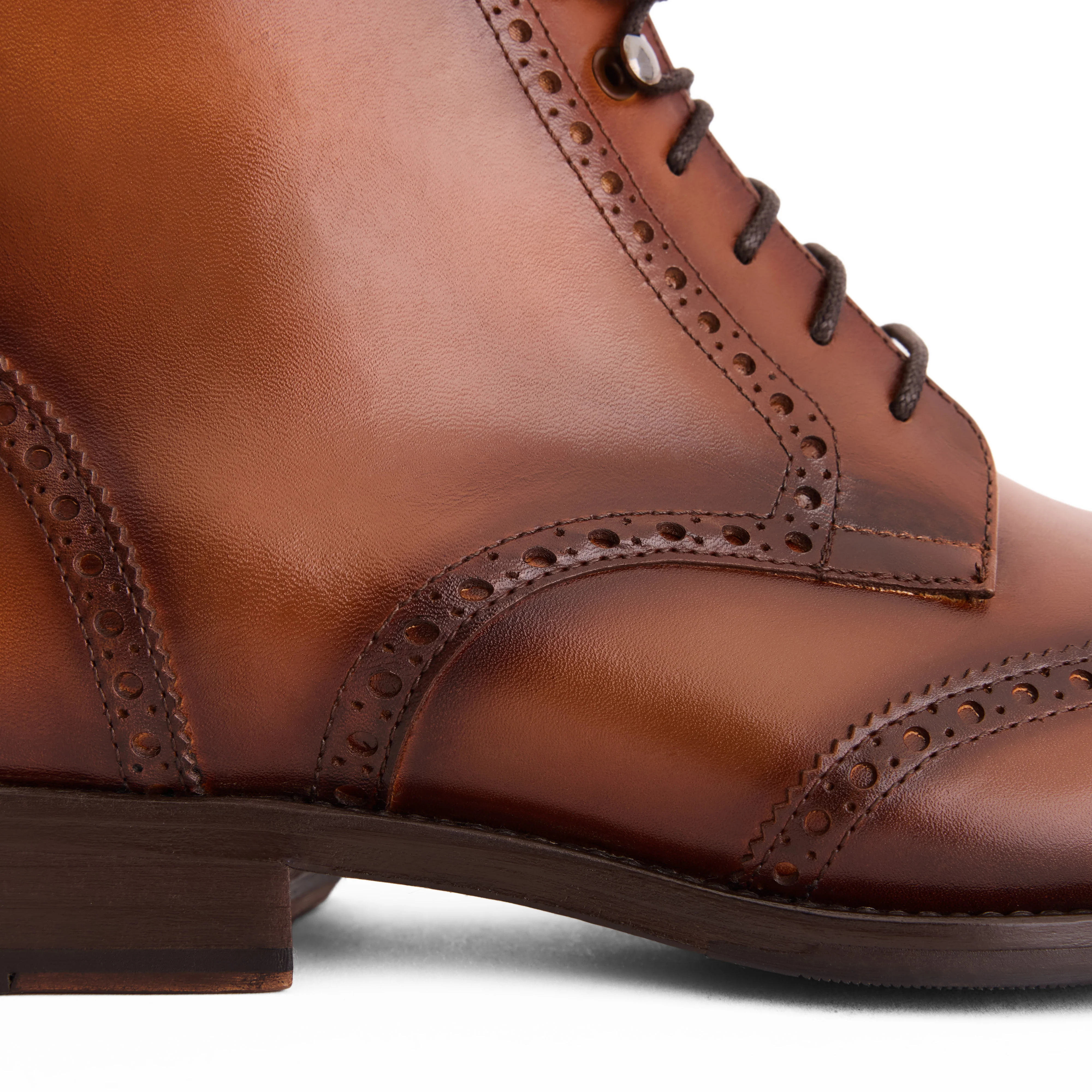 THE ARTISAN - Image 5