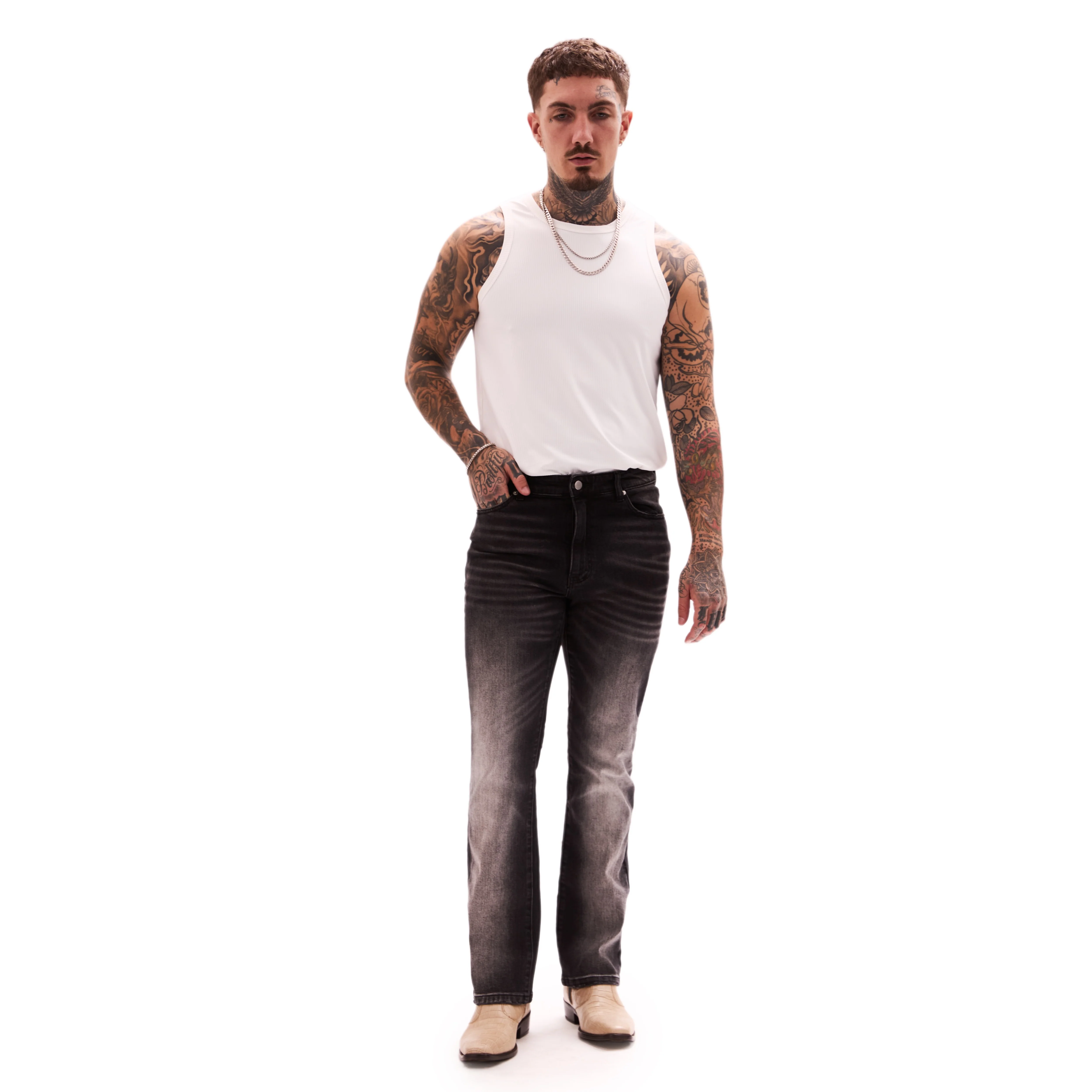 THE CANYON FLARE DENIM (BLACK) - Image 6